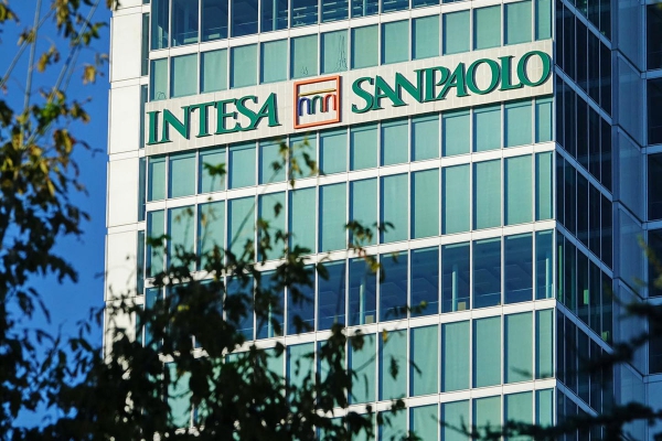 Intesa Sanpaolo збільшує капітал ПРАВЕКС БАНК на 1,1 млрд гривень